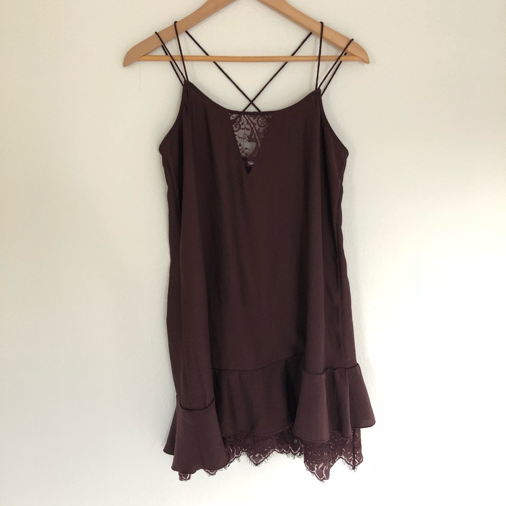 💋3 = $12  Silky slip short Lace dress